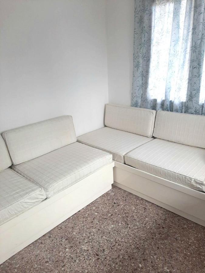 Blue Horizon Apartment Vrasná Kültér fotó