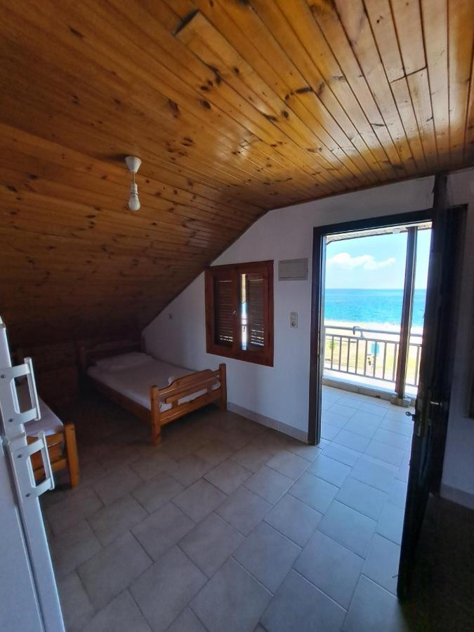 Blue Horizon Apartment Vrasná Kültér fotó