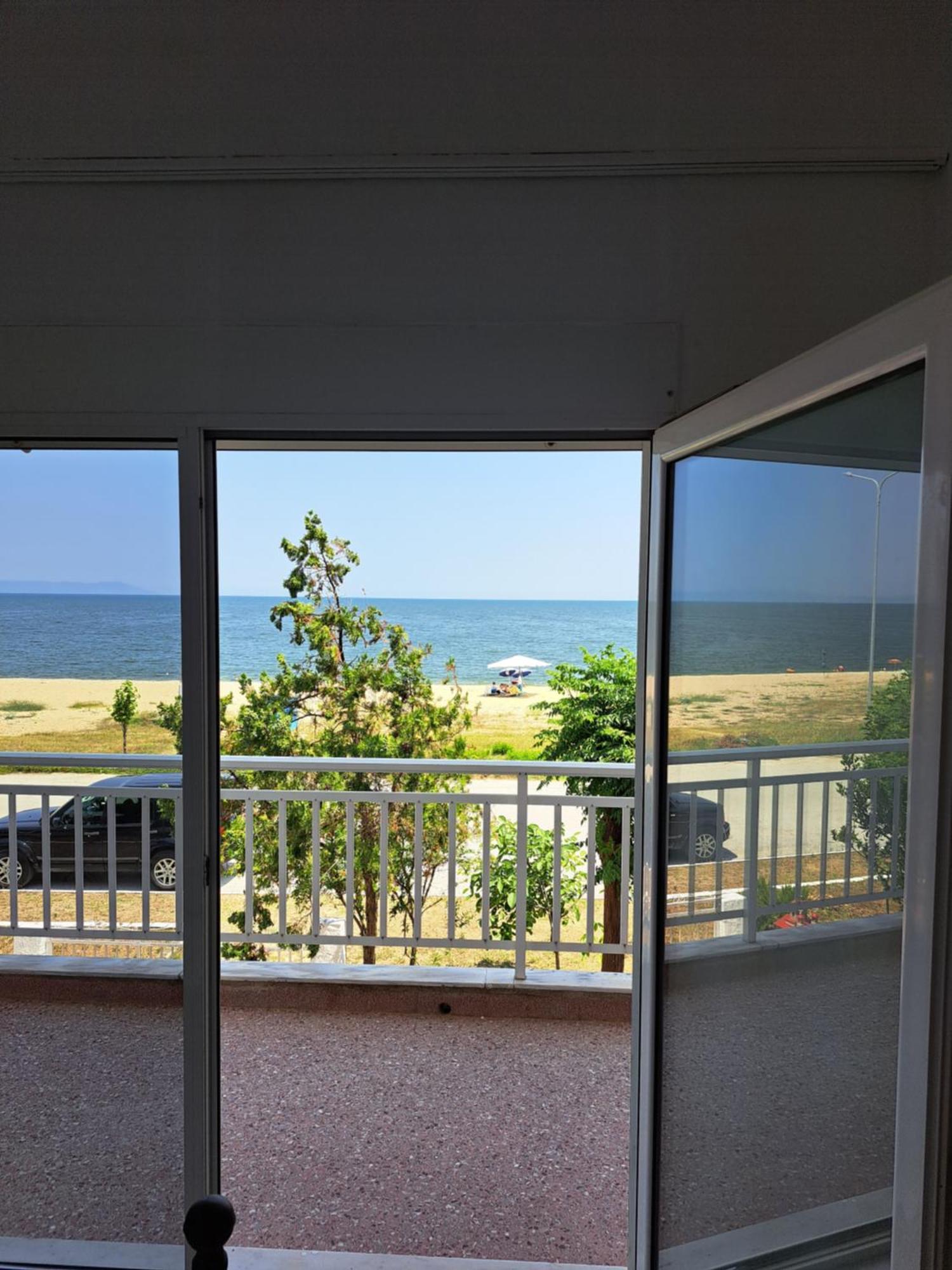Blue Horizon Apartment Vrasná Kültér fotó