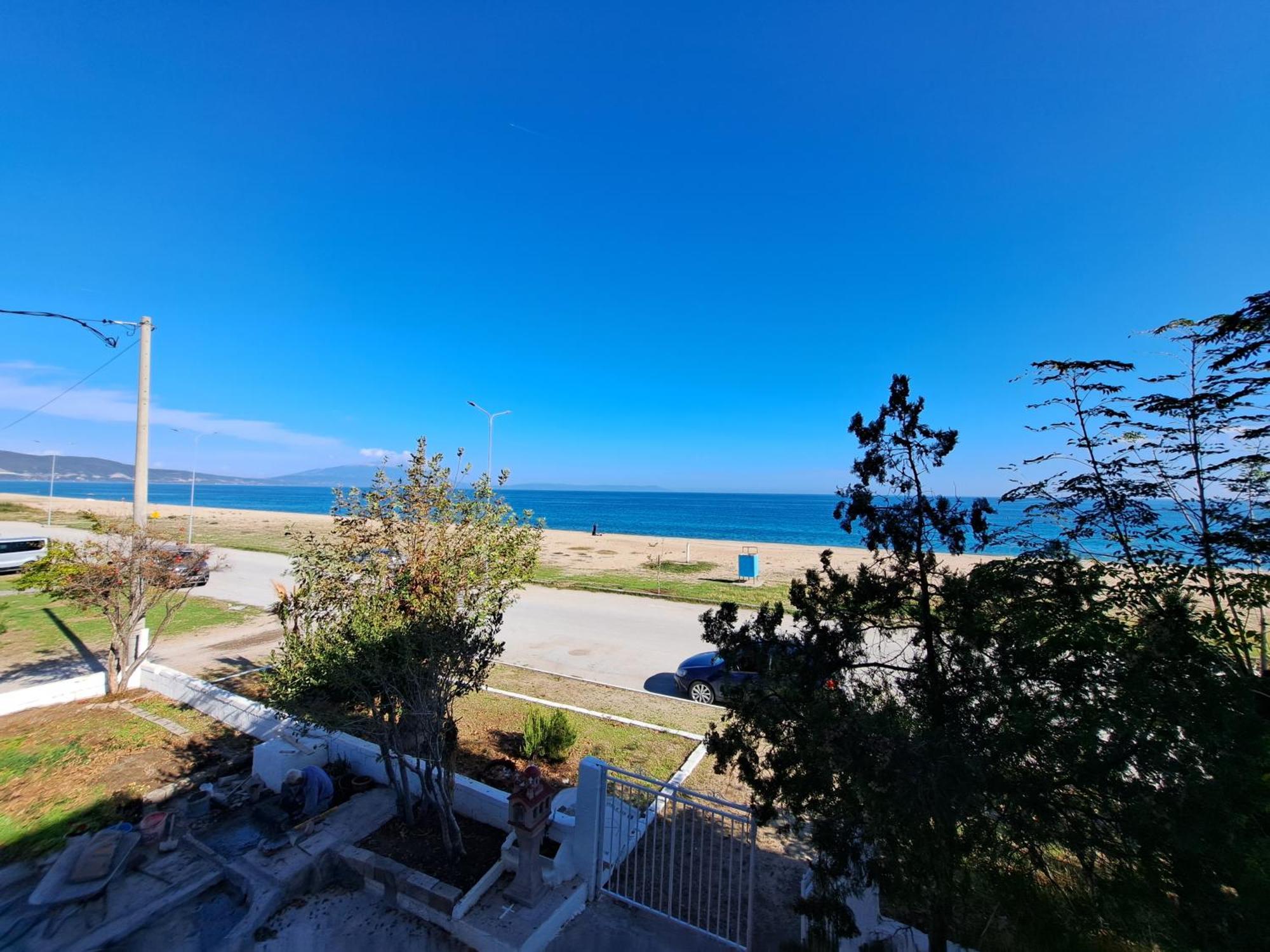 Blue Horizon Apartment Vrasná Kültér fotó
